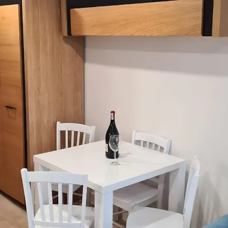 Neu Schweizerhaus 28